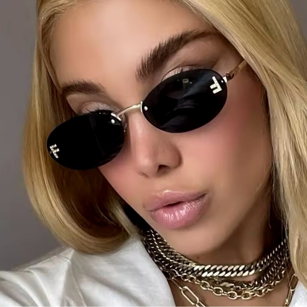 Stylish Black Sunglasses